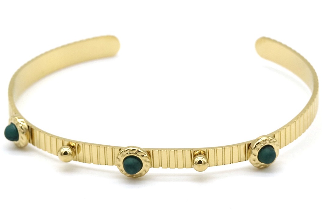 D-B15.1 B010-008G S. Steel Bangle with Green Stone